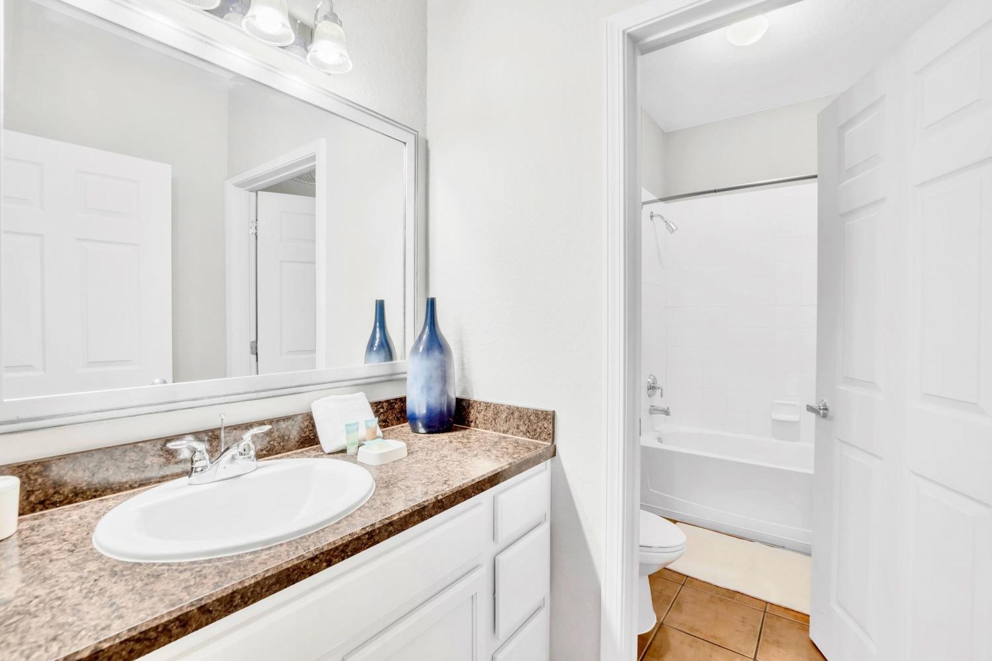 Modern 3Br Near Disney - Pool And Hot Tub! ออร์ลันโด ภายนอก รูปภาพ